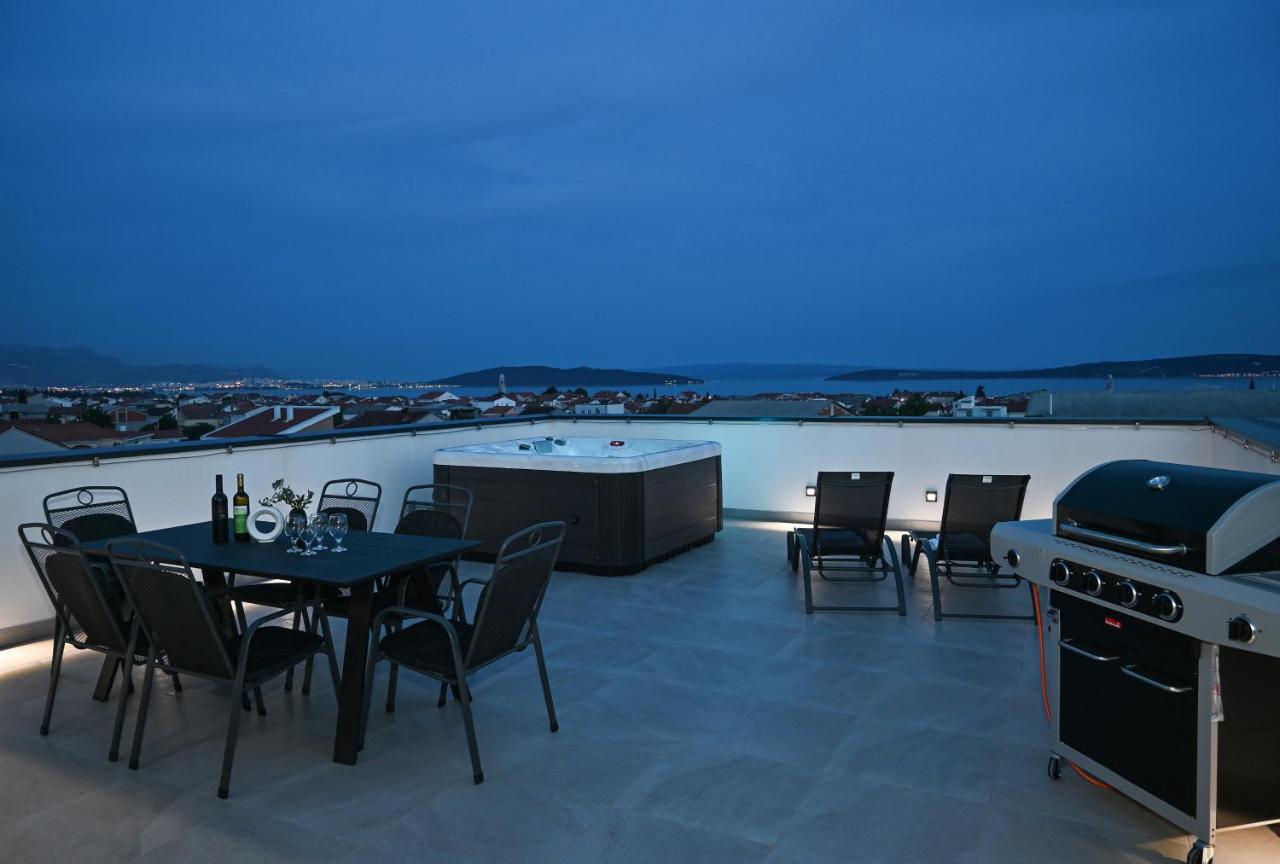 Rooftop New Castel 2023 Kaštela Exterior foto